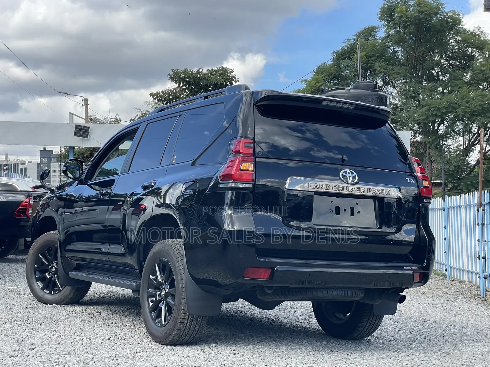 Toyota Land Cruiser Prado 2.7 2021 Black