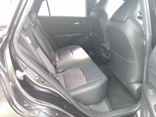 Toyota Harrier 2.0 4WD 2020 Black