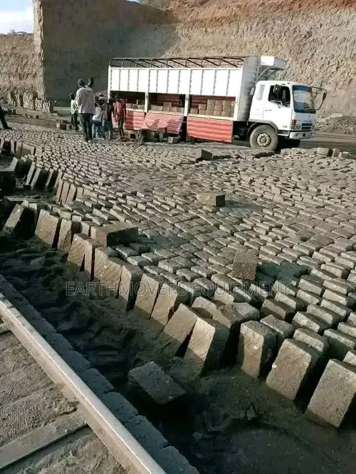 Building Stones (Machine Cut and Foundation) Available