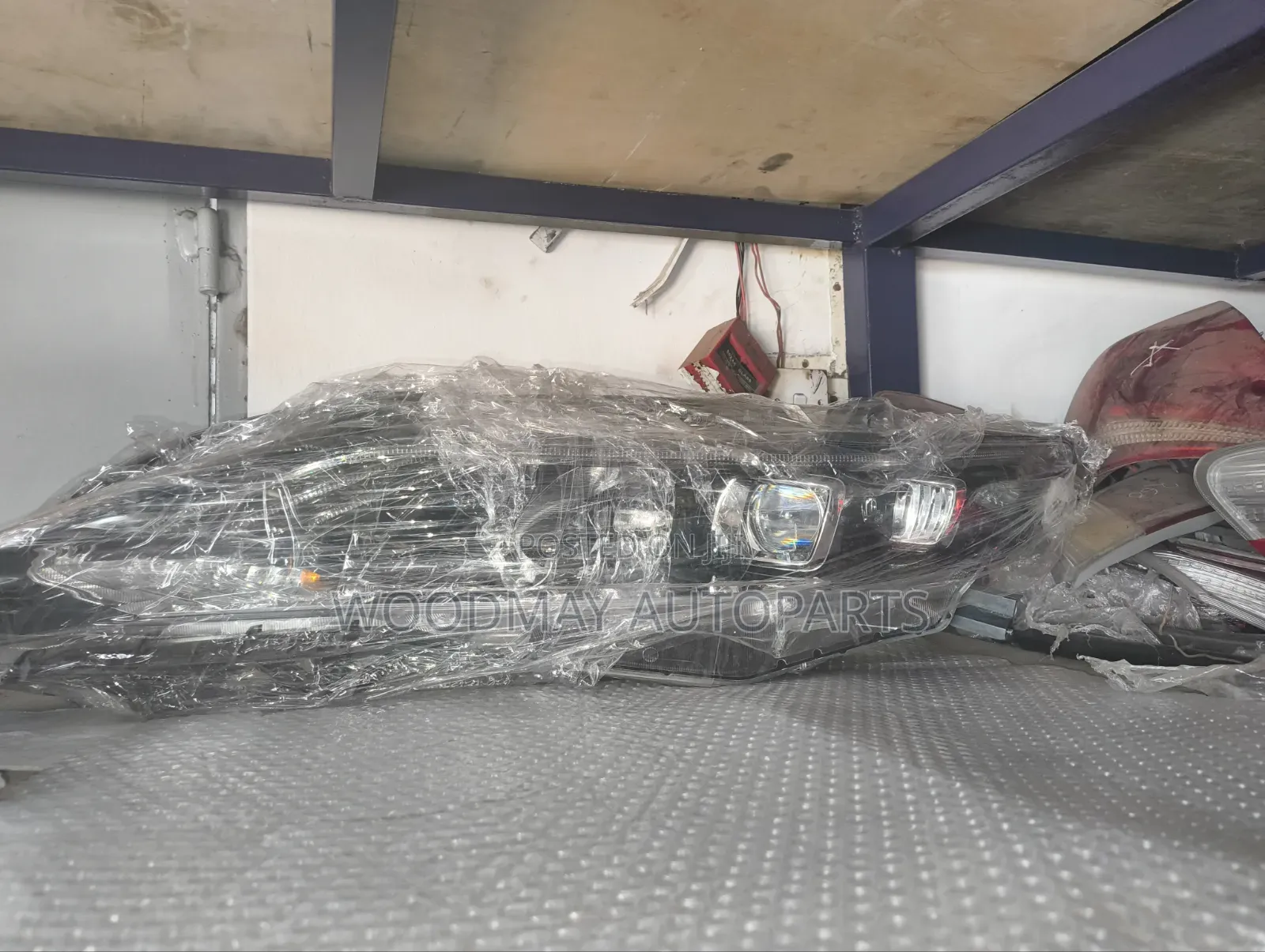 Harrier) Headlight