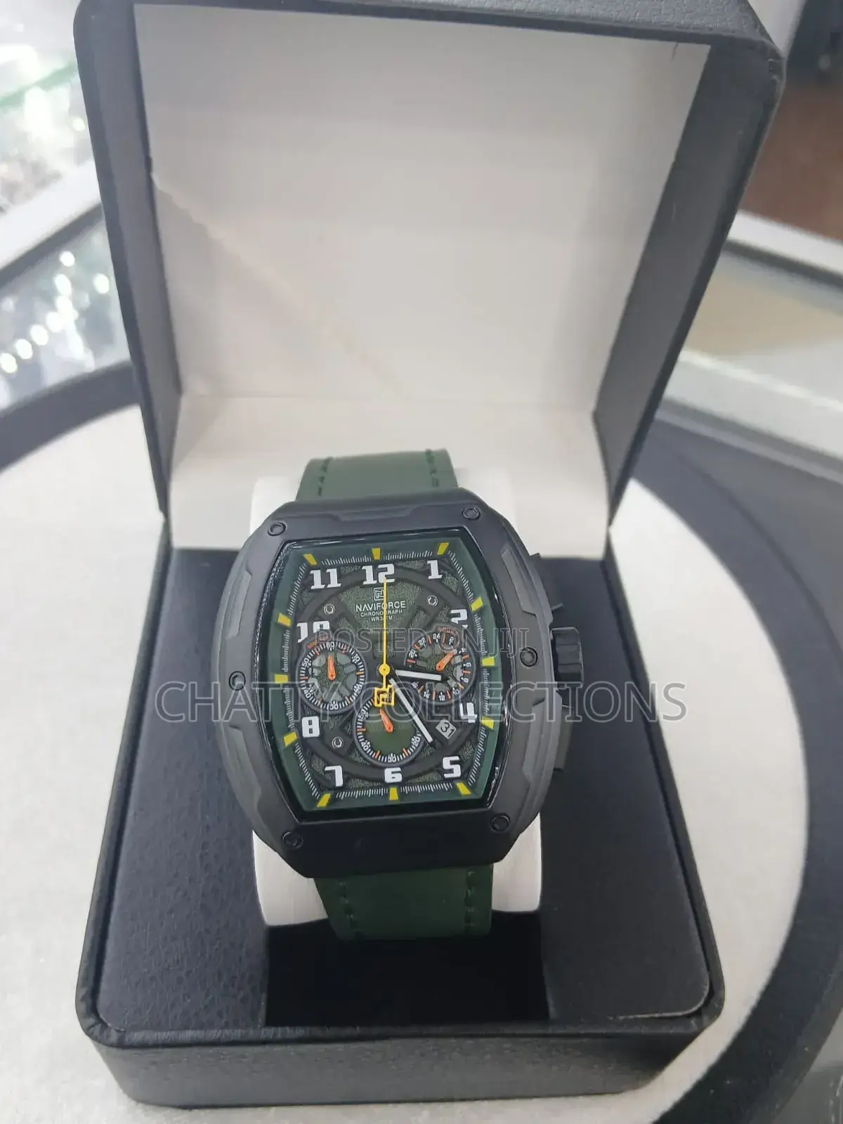 Black Naviforce Gents Watches With Jungle Green Leather Strap