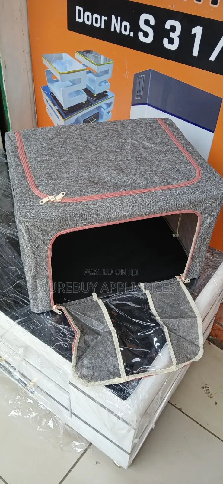 Zipped Storage Box Foldable Wardrobe Organizer