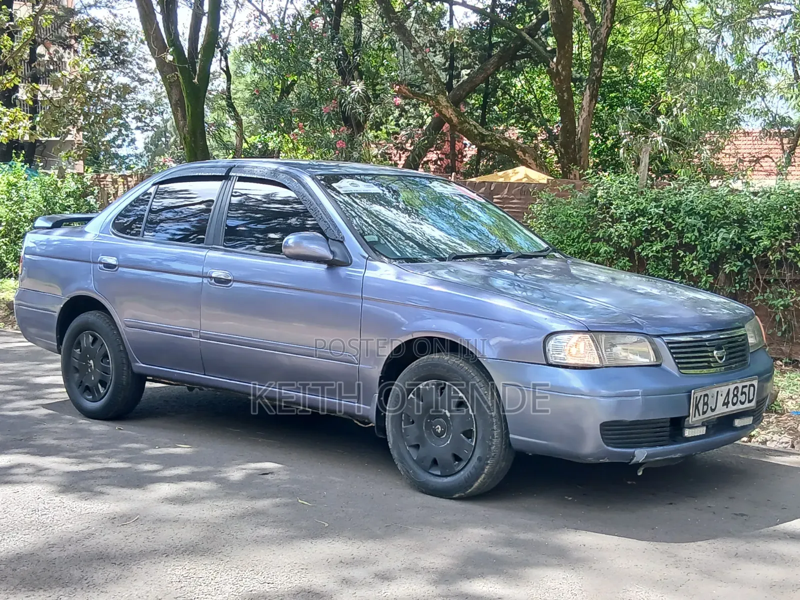 Nissan FB15 2006