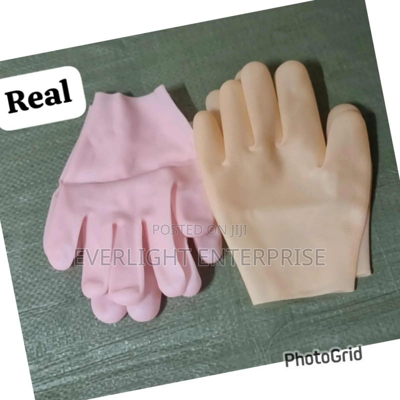 Silicone Moisturizing Hand Gloves