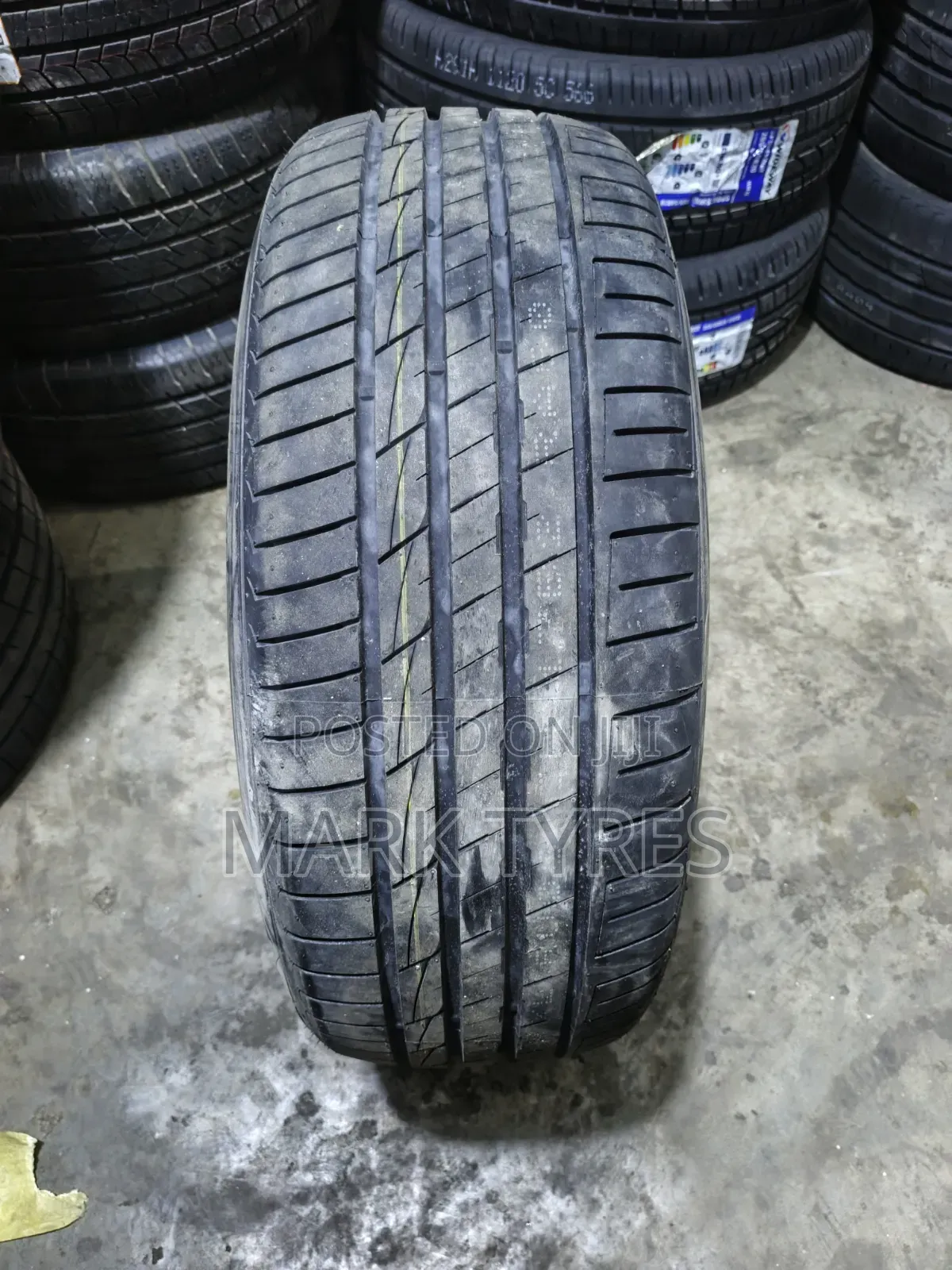 235/55r19 Durun