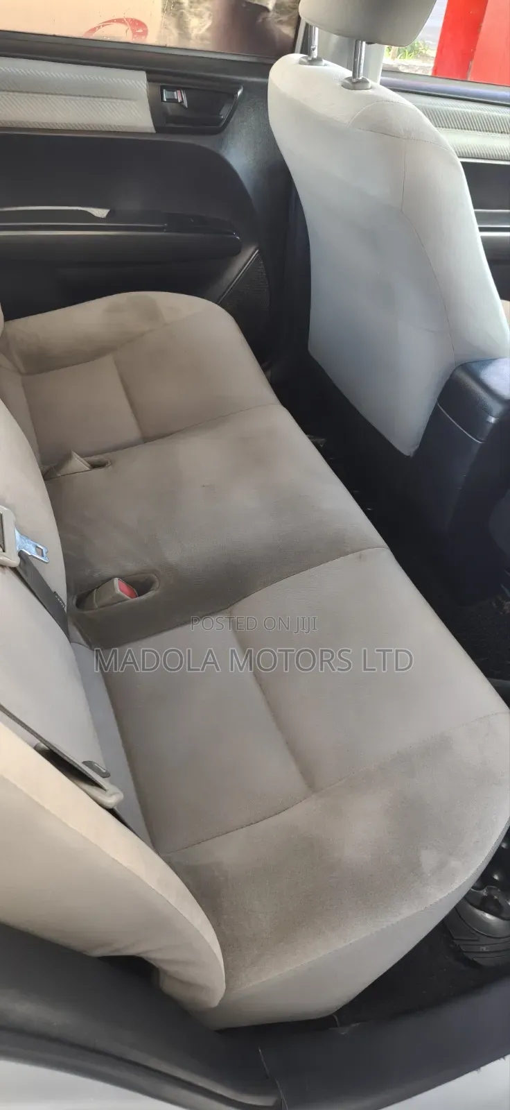 Toyota Axio 1.5 G 2WD 2013 Silver