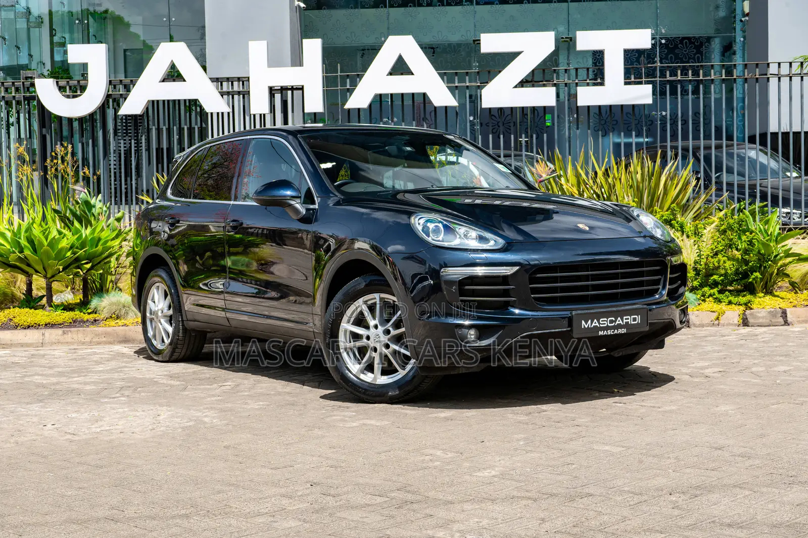 Porsche Cayenne 2016 Blue