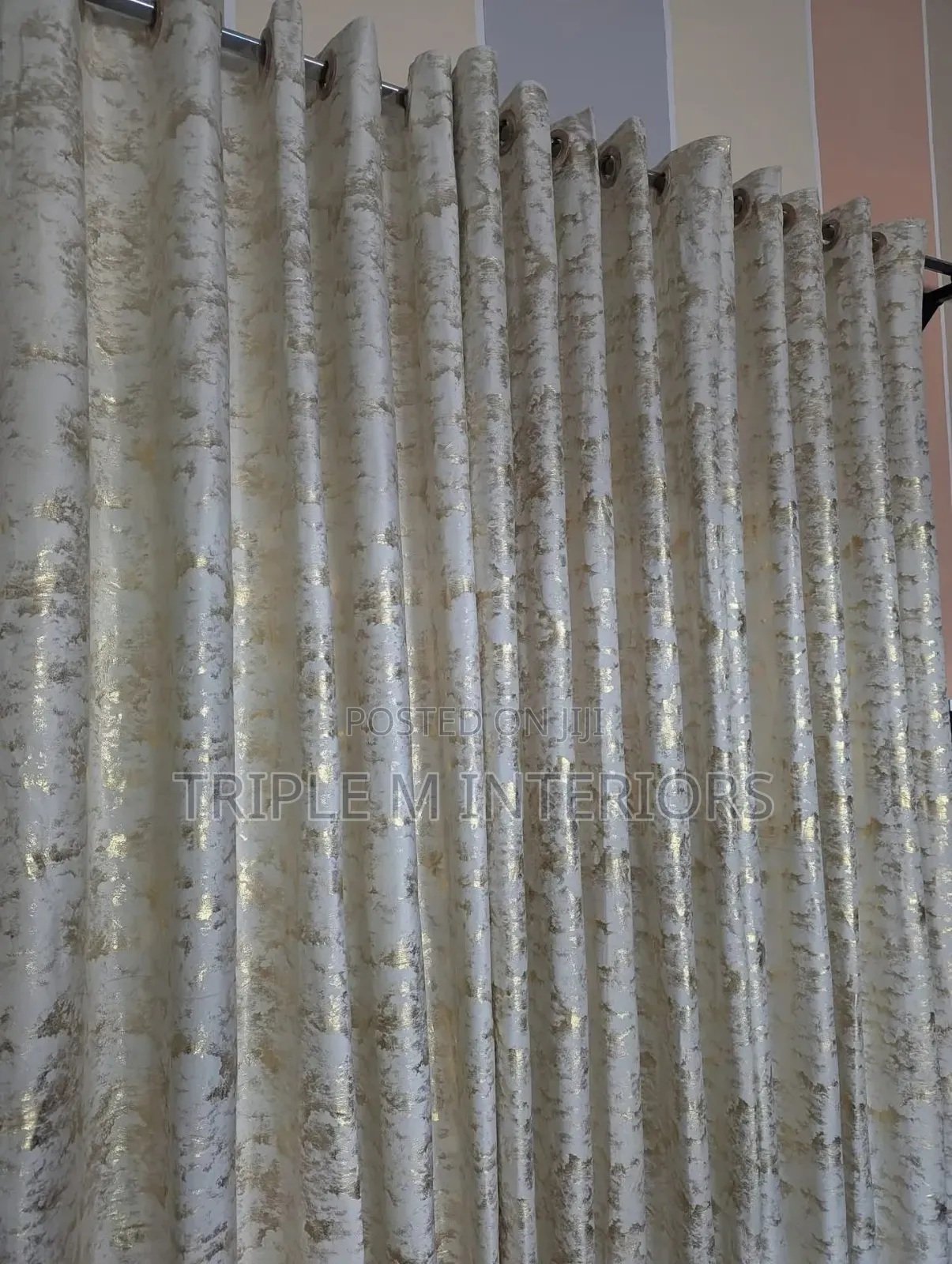 Royal Look Velvet Curtains for Interiors