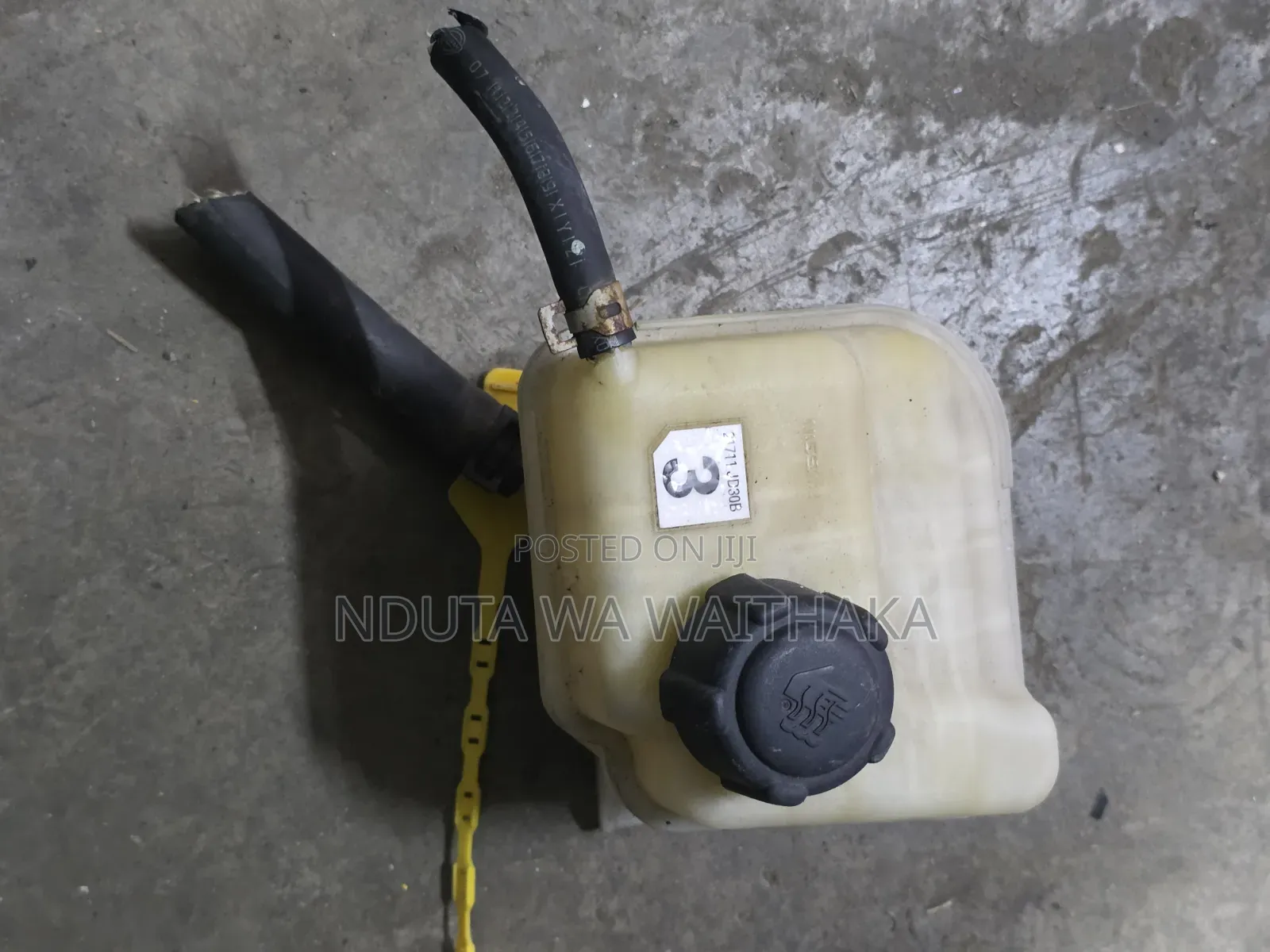 Coolant Washer Nissan Dualis