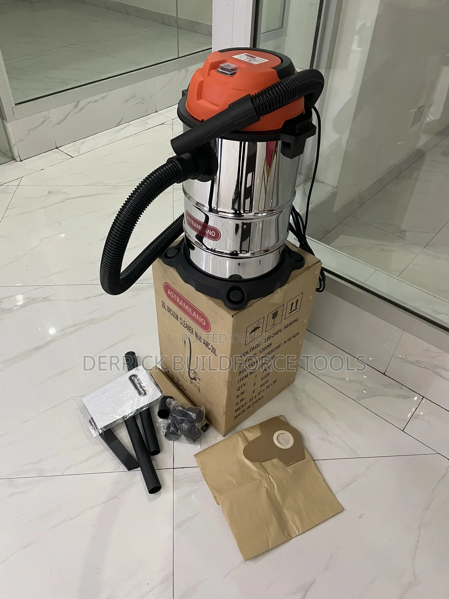 Astramilano Wet and Dry 20l Vacuum Cleaner 1200w