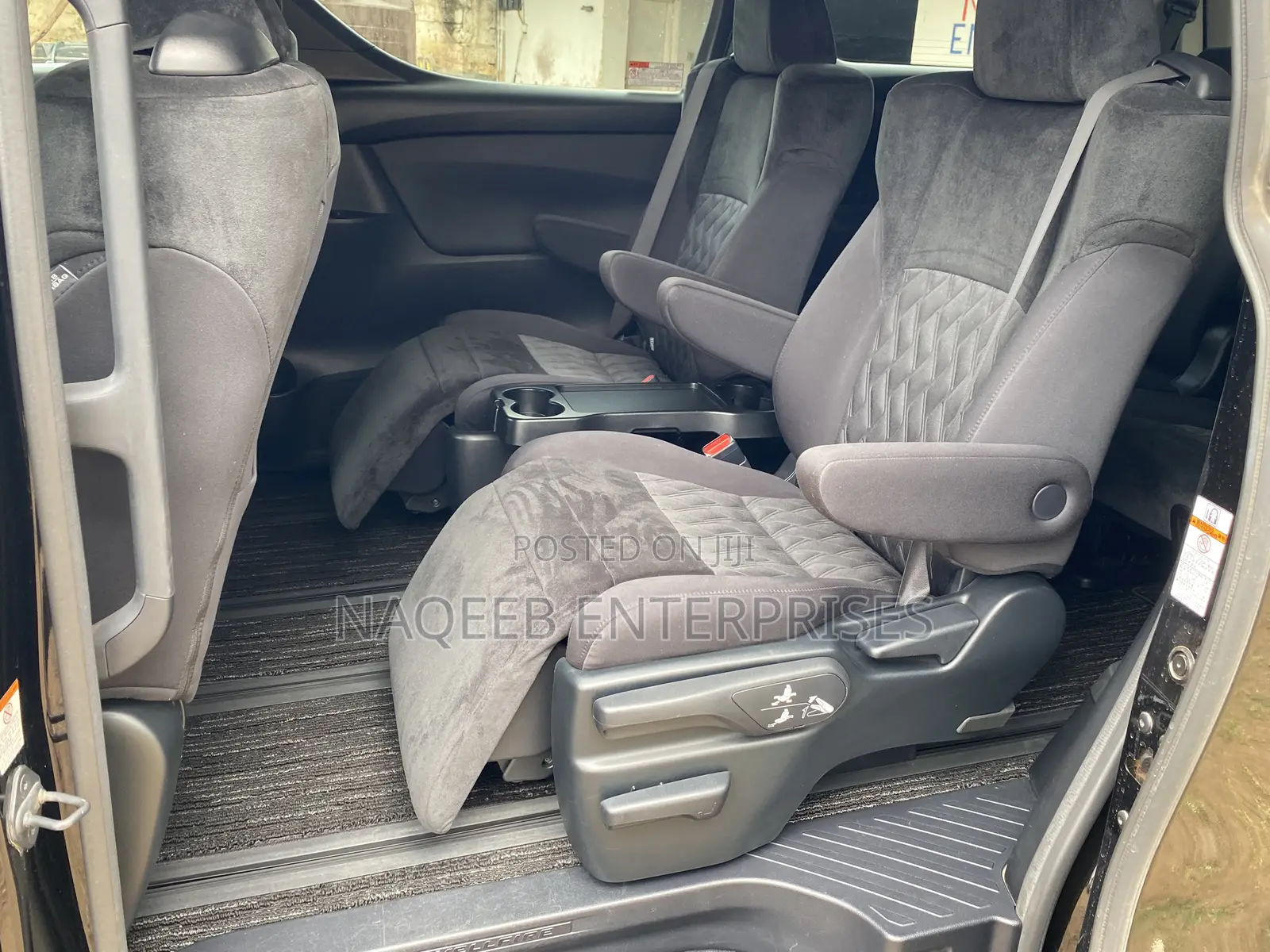 Toyota Vellfire 2018