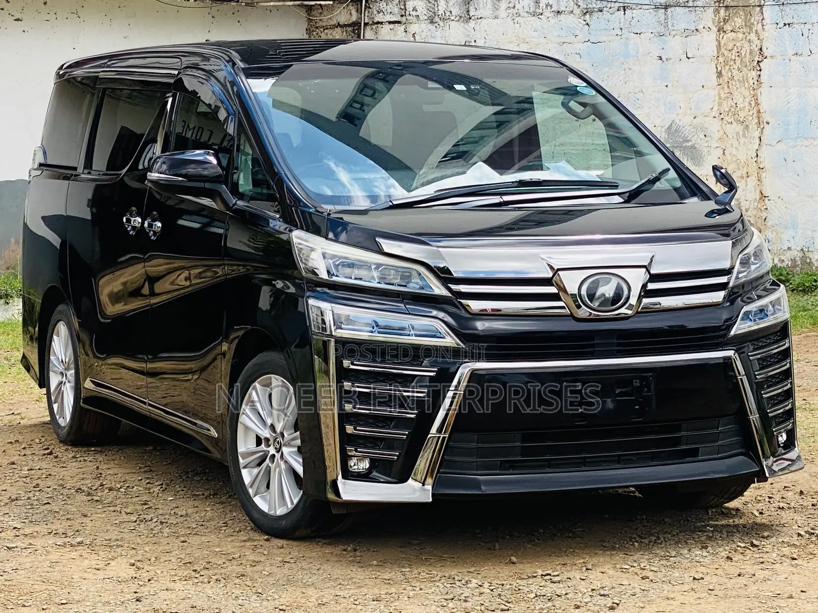 Toyota Vellfire 2018