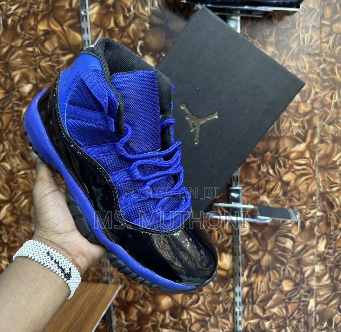 *Jordan 11 Retro Basketball Size 40-45