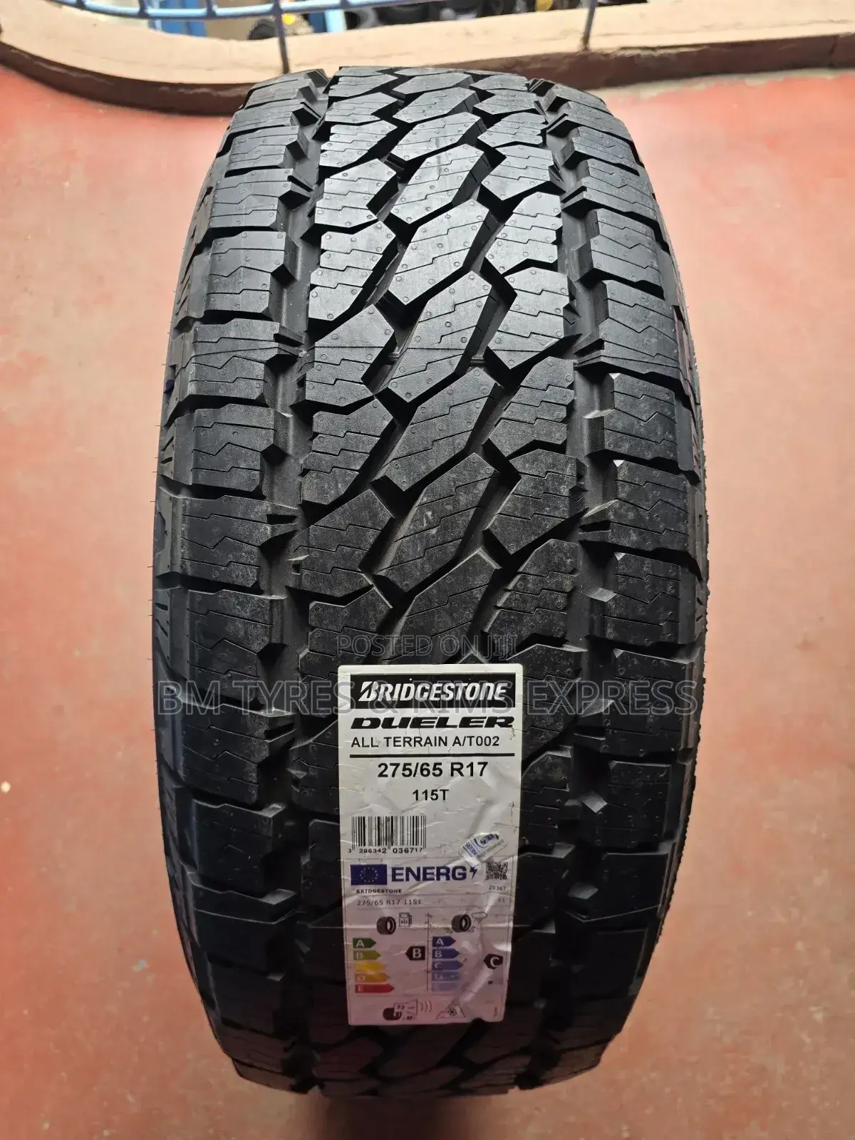 275 /65 R17 Bridgstone Tyres (All Terrein)