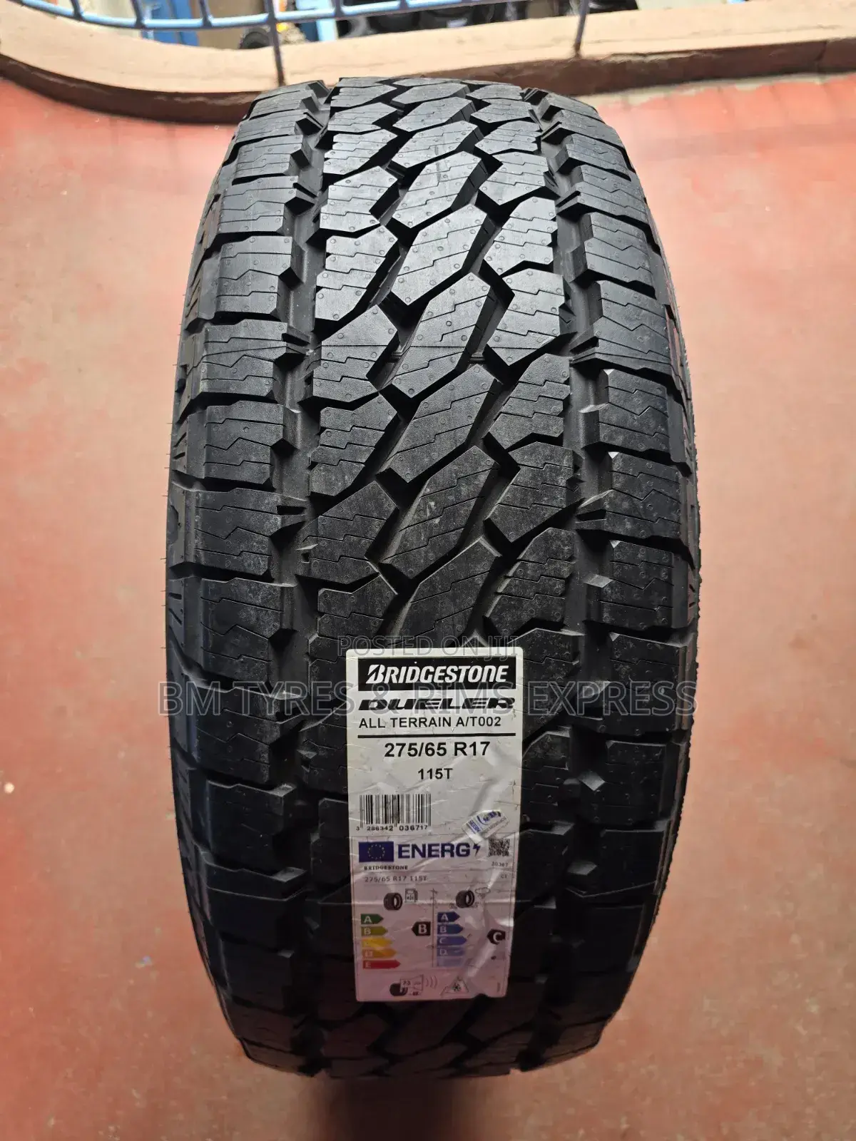 275 /65 R17 Bridgstone Tyres (All Terrein)