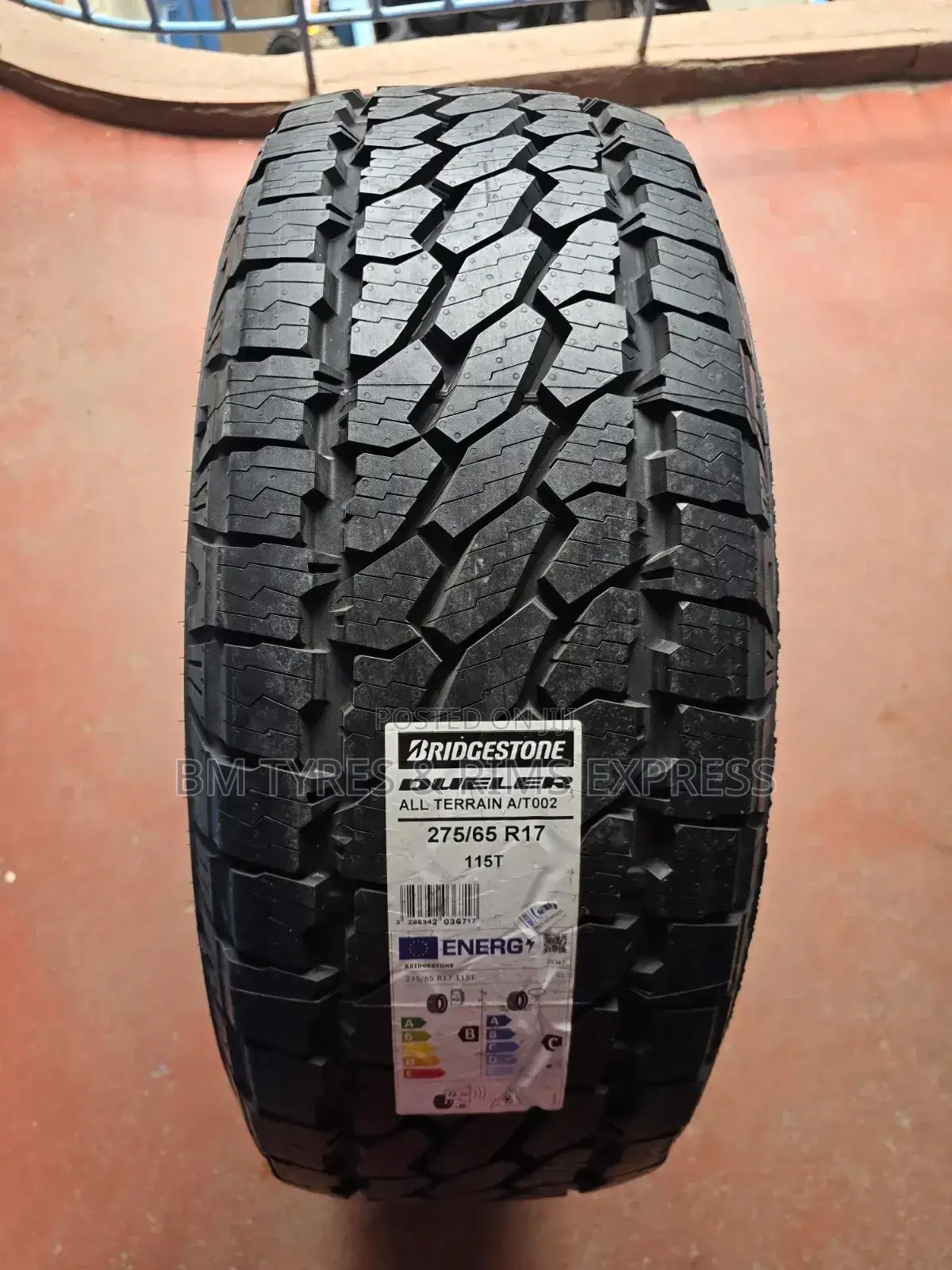 275 /65 R17 Bridgstone Tyres (All Terrein)