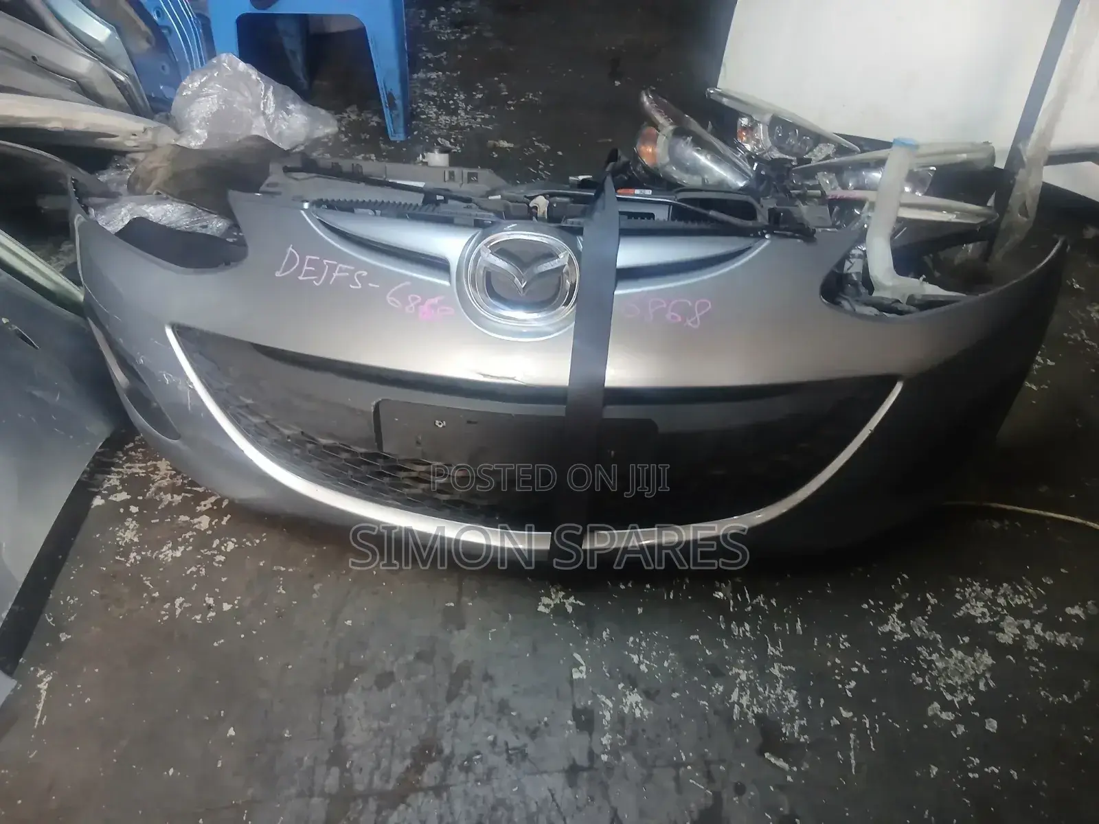 Mazda Demio Dejfs Nosecut 2011–2013 Original Ex-Japan