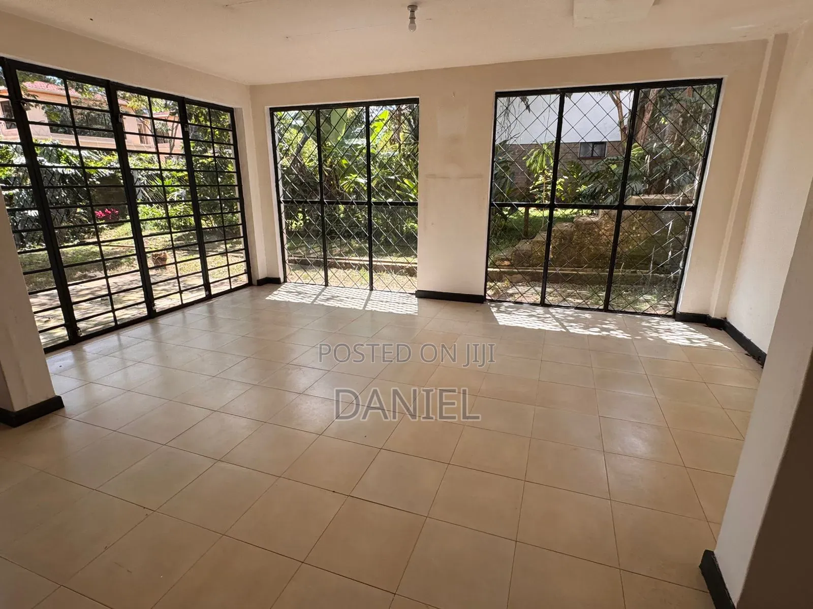 4bdrm Townhouse / Terrace in Lavington for rent