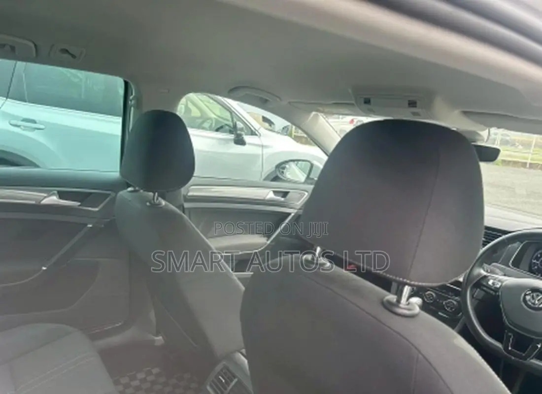 Volkswagen Golf Variant 2019 White