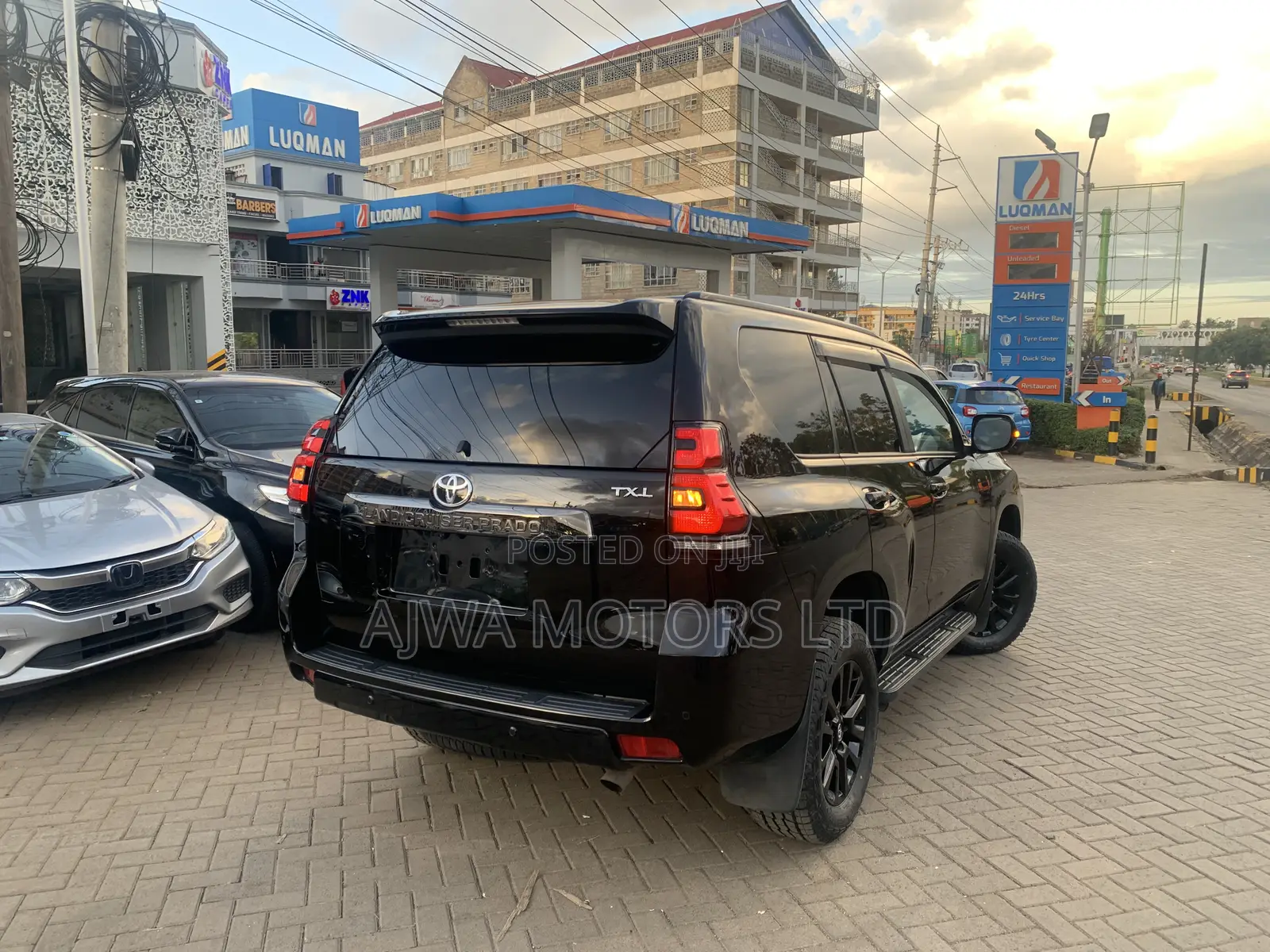 Toyota Land Cruiser Prado 2.8 2022 Black