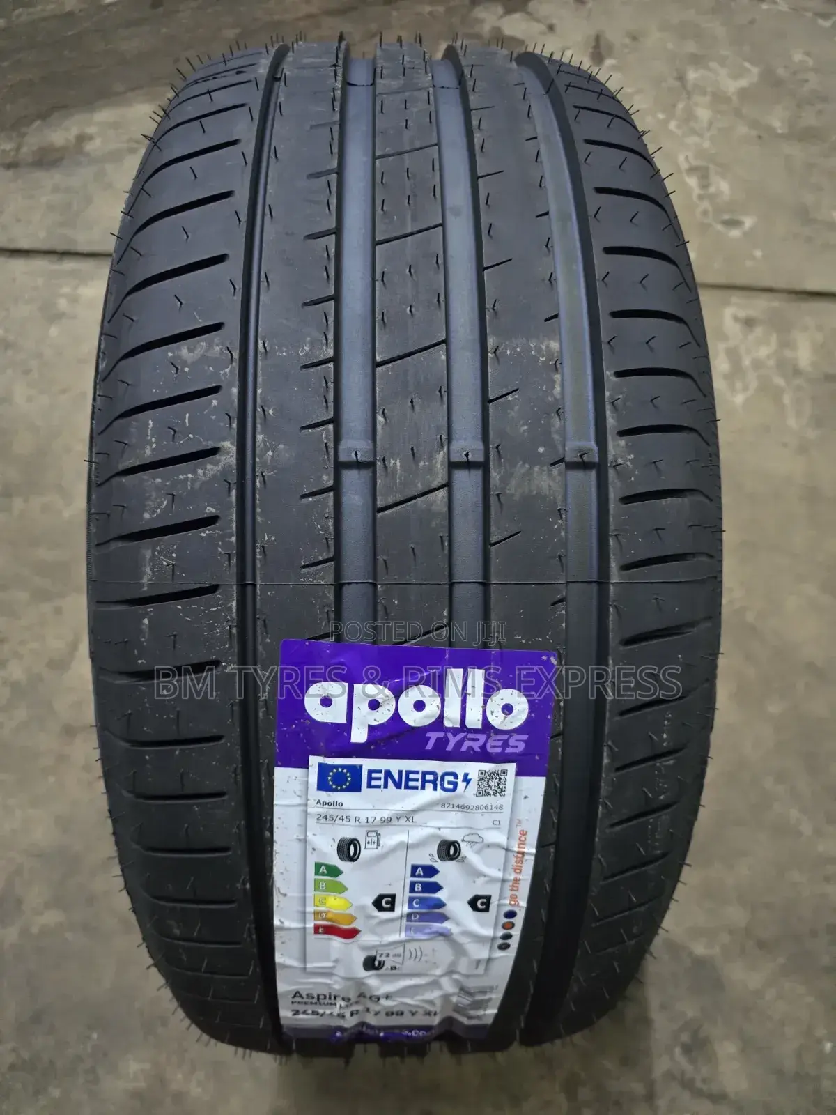 245 /45 R17 Apollo Tyres (India)