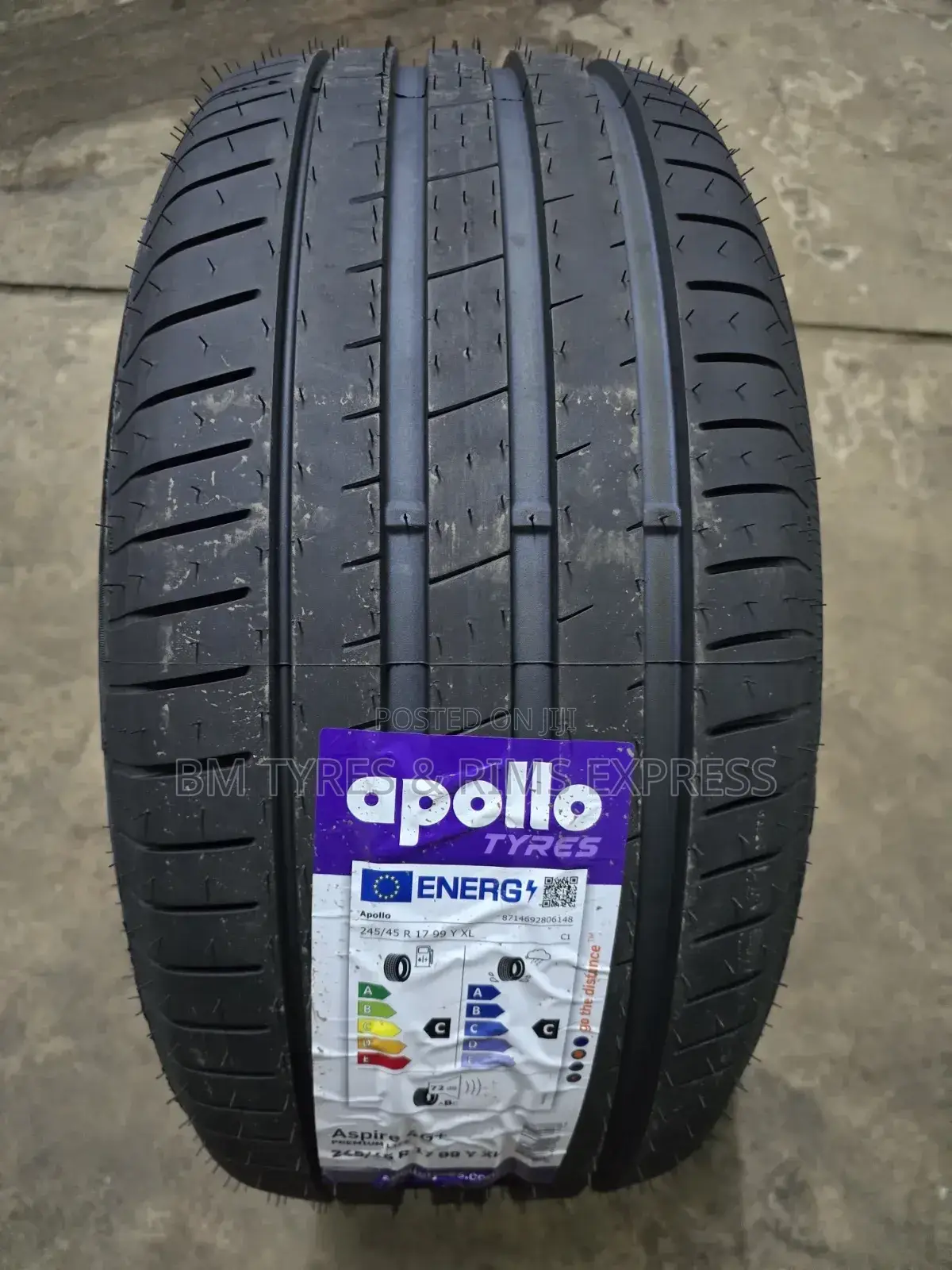 245 /45 R17 Apollo Tyres (India)