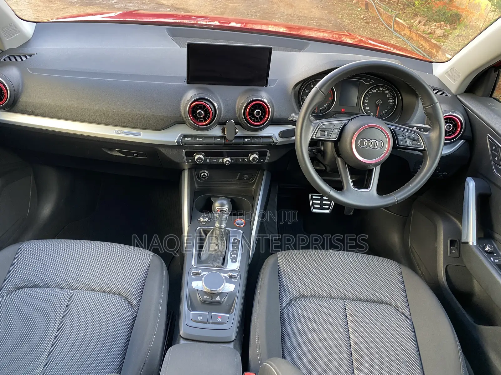 Audi Q2 1.0 TFSI FWD 2019 Red