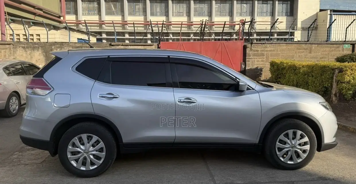 Nissan X-Trail 2.0 Petrol AWD 2016 Silver
