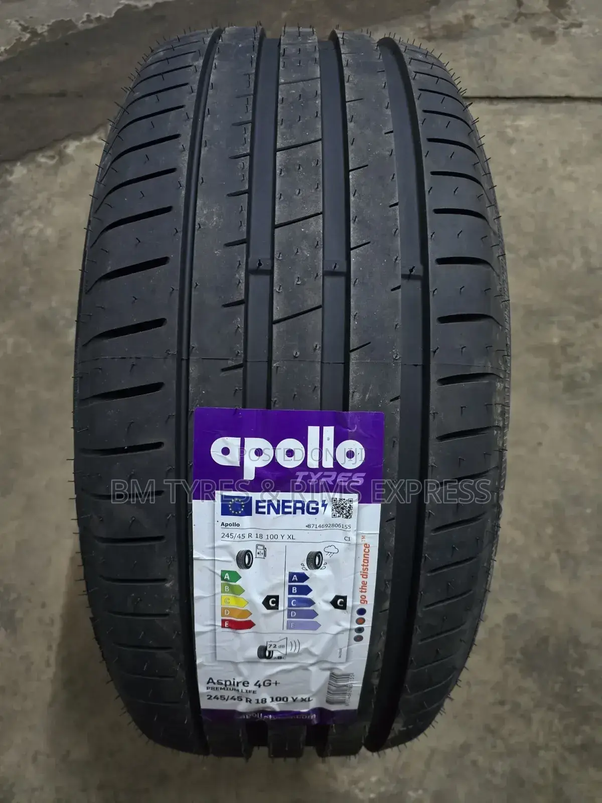 245 /45 R18 Apollo Tyres (India)