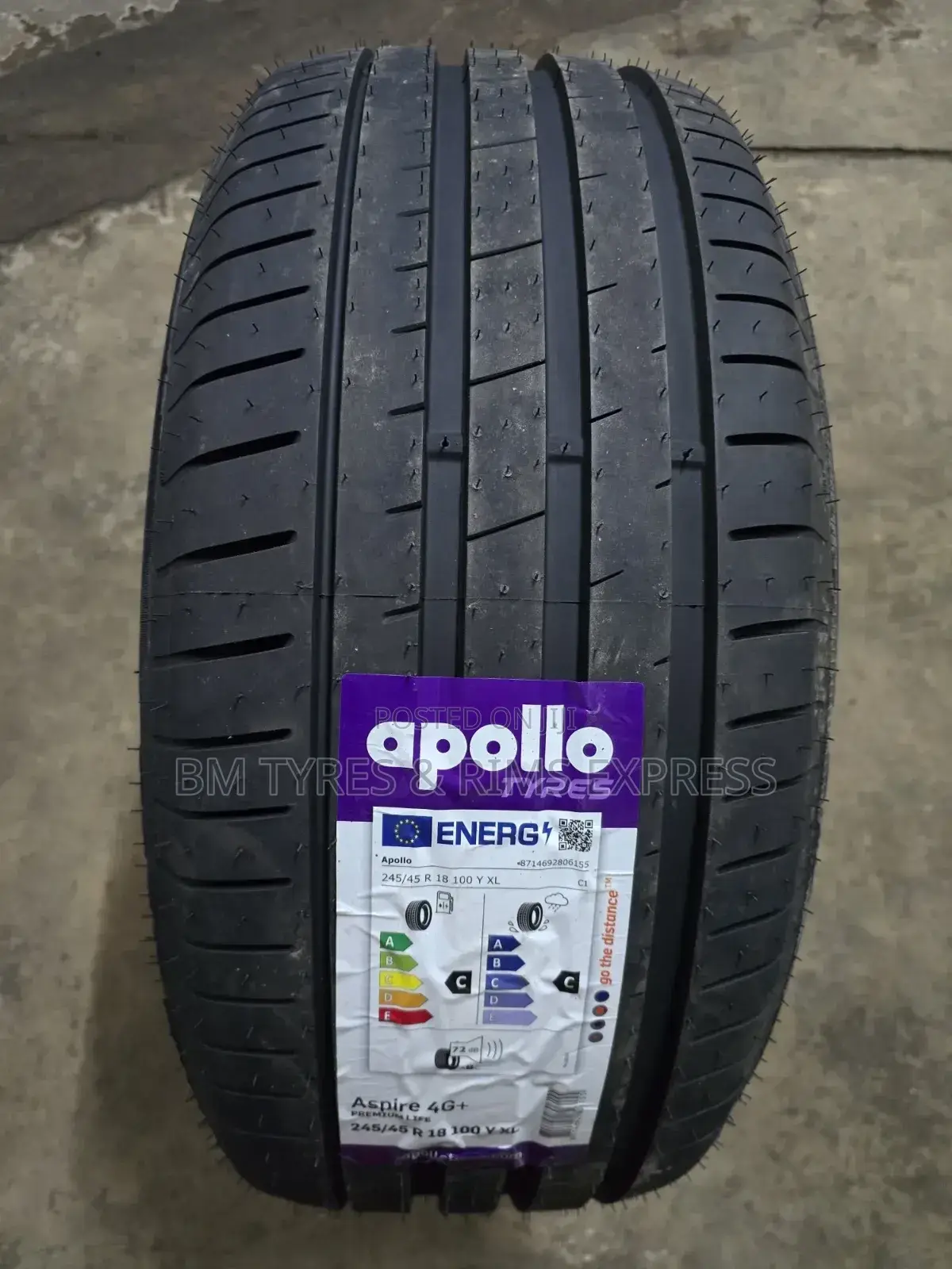 245 /45 R18 Apollo Tyres (India)