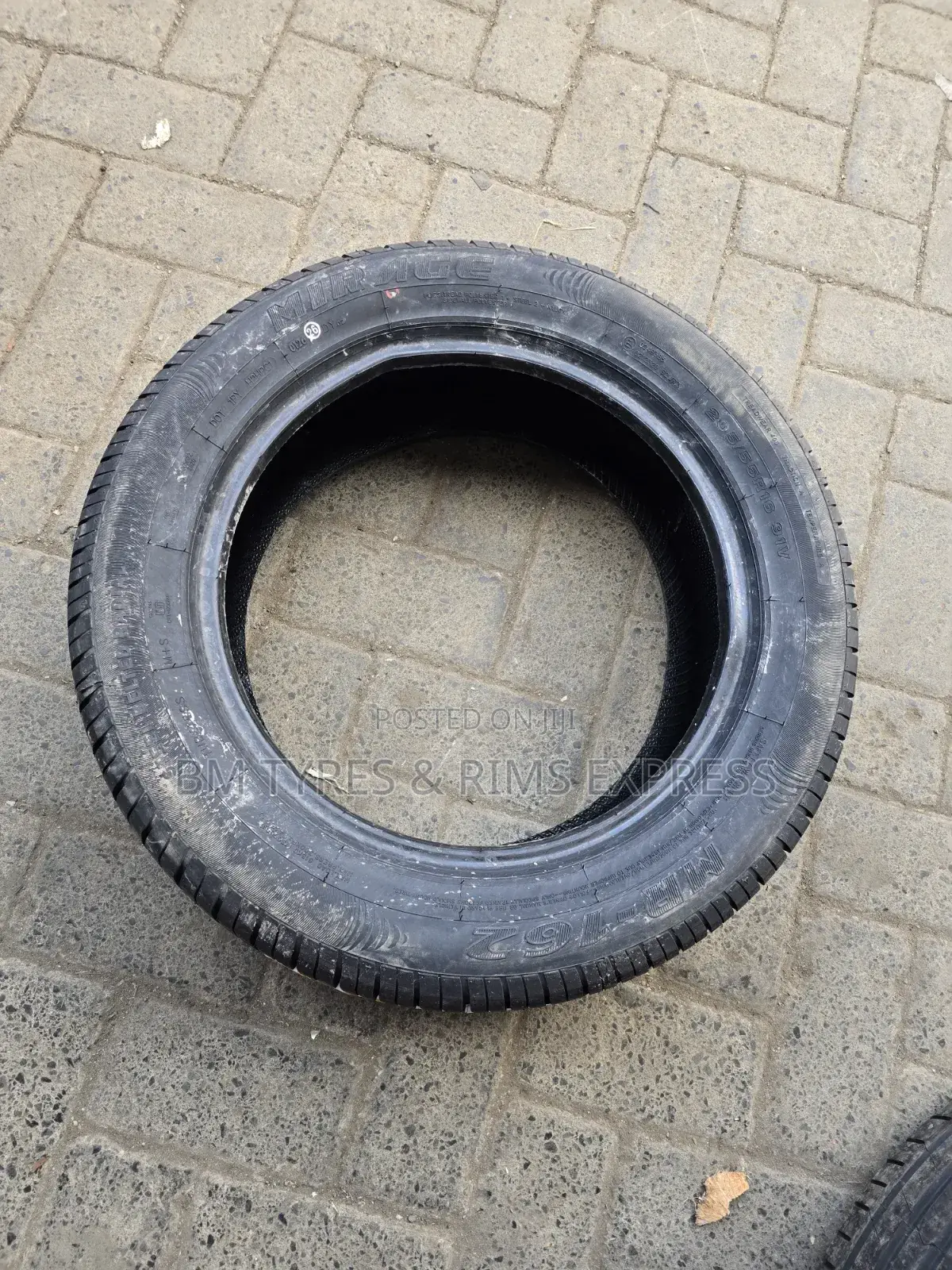 205 /55 R16 Mirage Tyres (Mr 162)