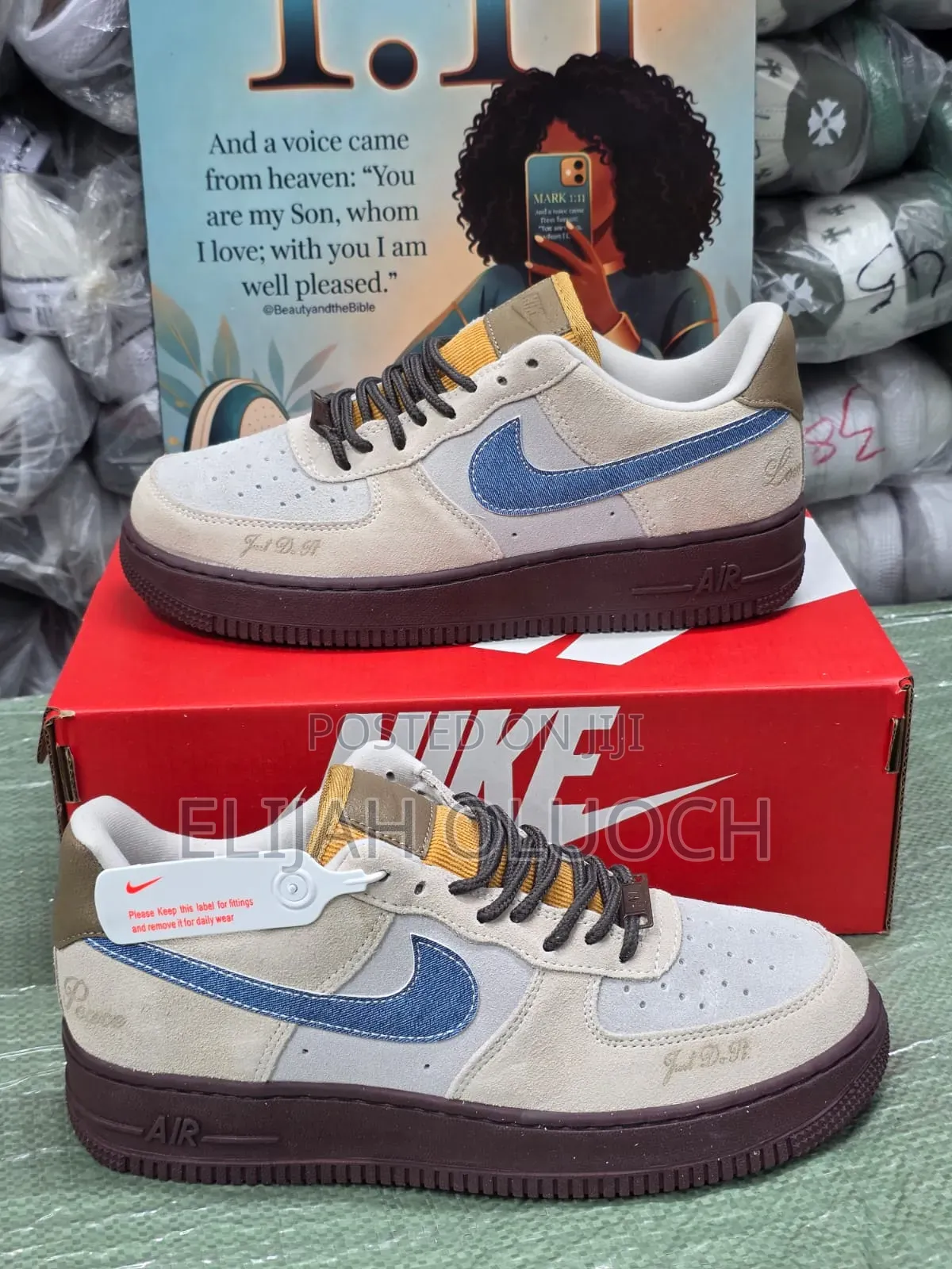 Nike Airforce 1 Low Love and Peace