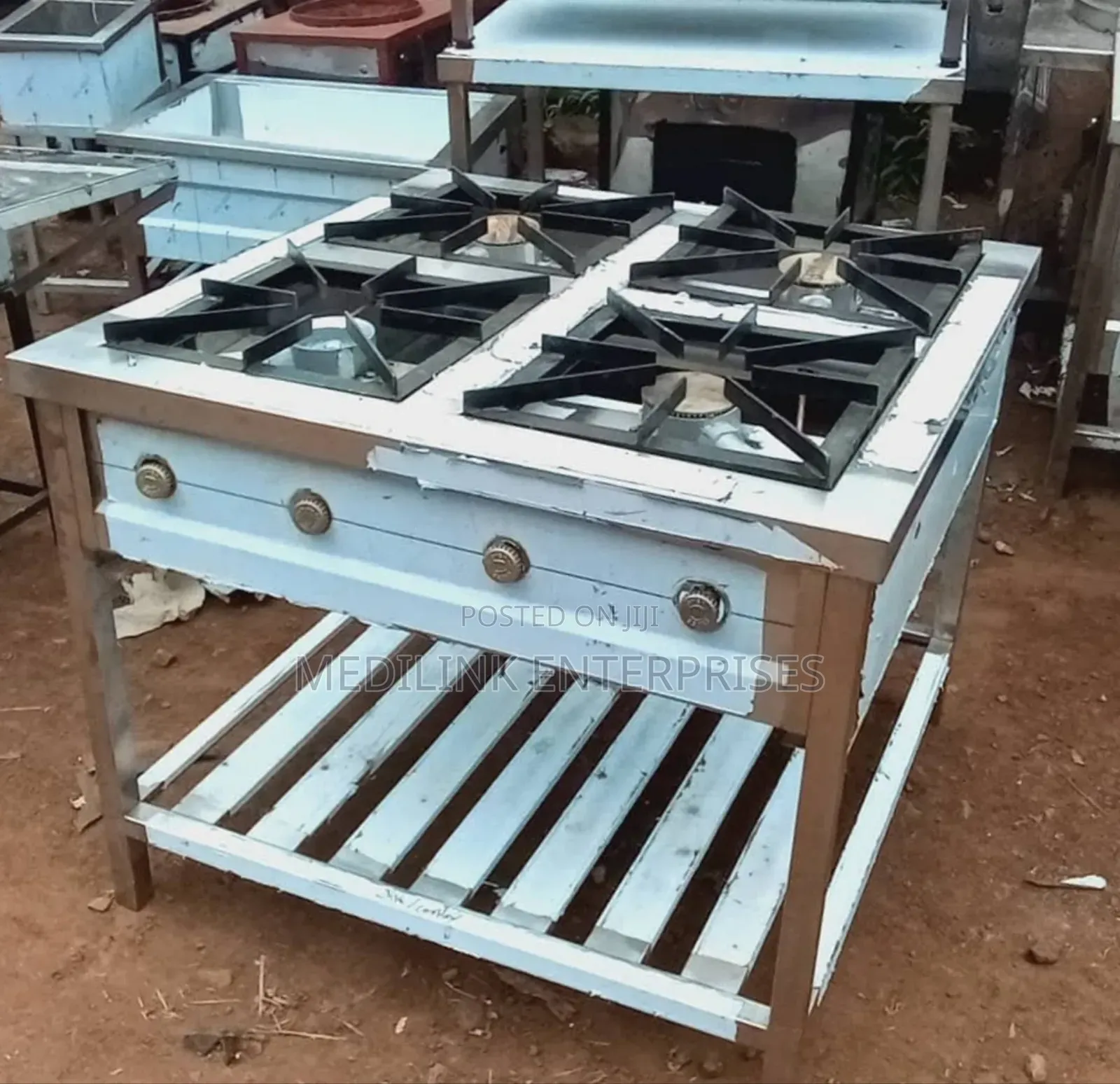 Quare Frame 4-Burner Cooker Modern