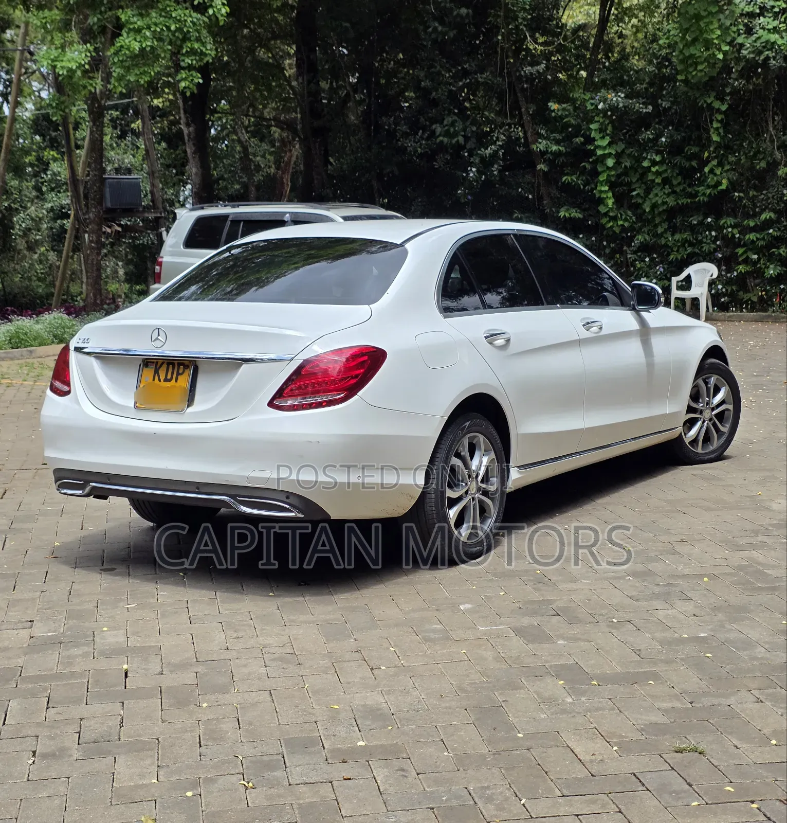 Mercedes-Benz C-Class C 180 7G-TRONIC PLUS (W205) 2016 White