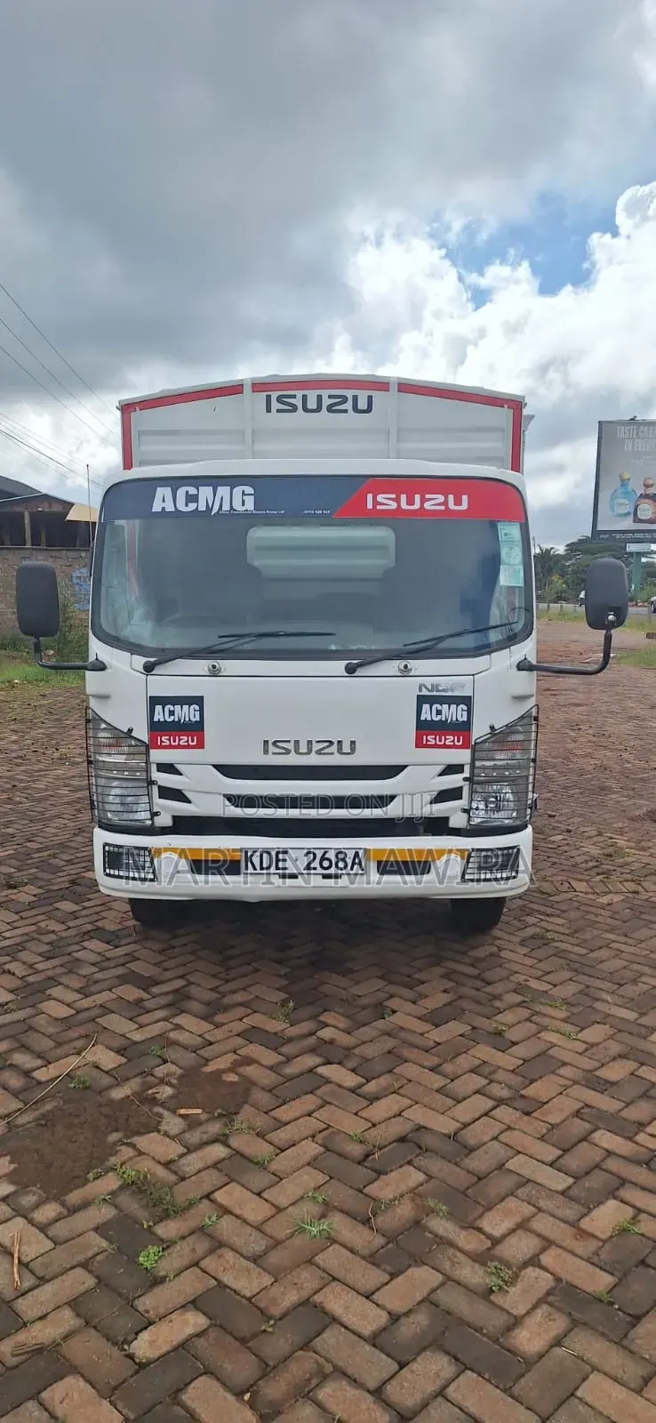 Isuzu NQR Lorry