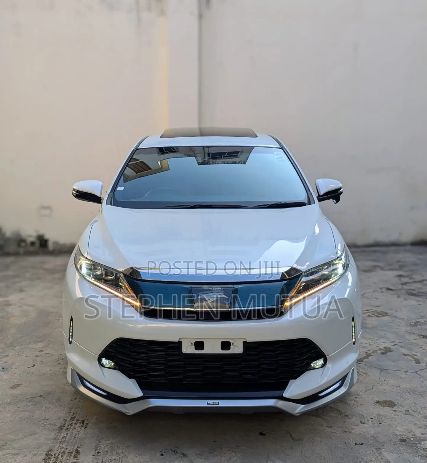 Toyota Harrier 2.0 Turbo 2019 White