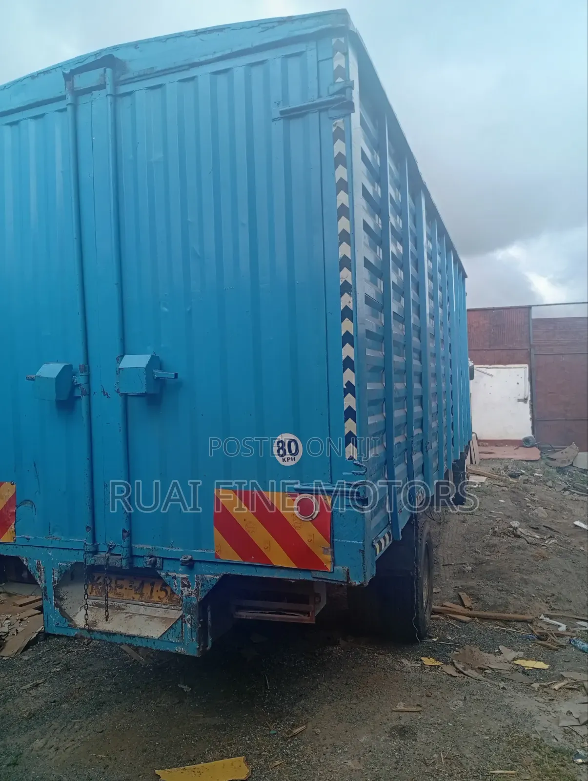 Mitsubishi Fuso 2009 White