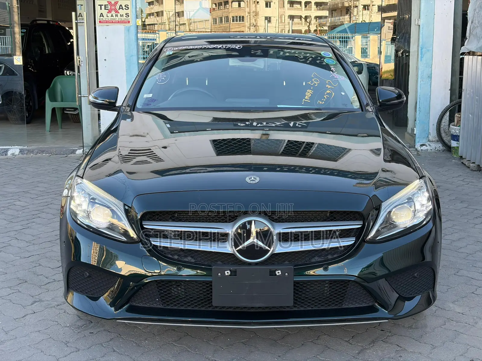 Mercedes-Benz C200 2019 Green