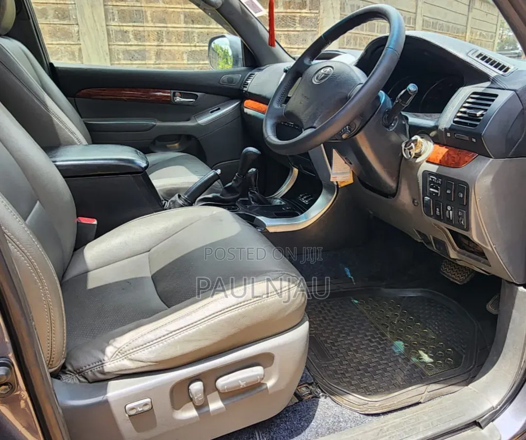 Toyota Land Cruiser Prado 2006