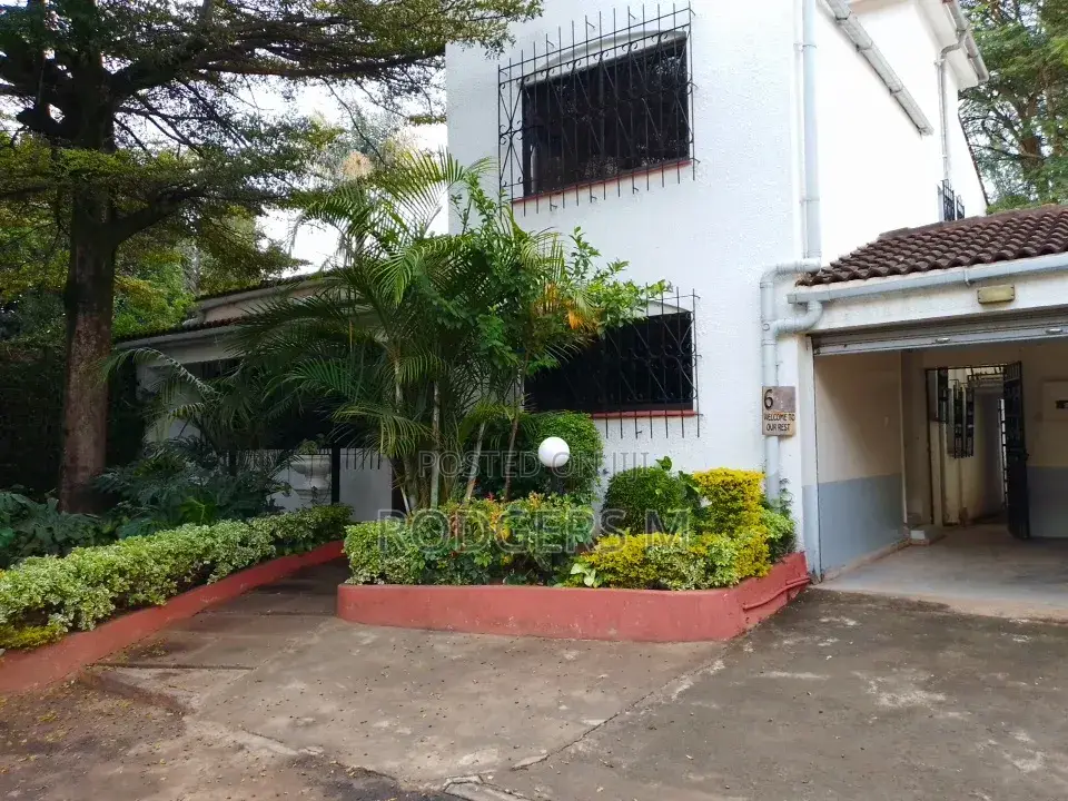 4bdrm Maisonette in State House Area for sale