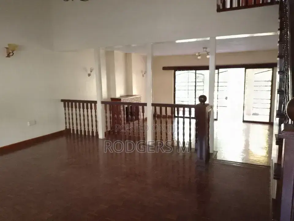 4bdrm Maisonette in State House Area for sale
