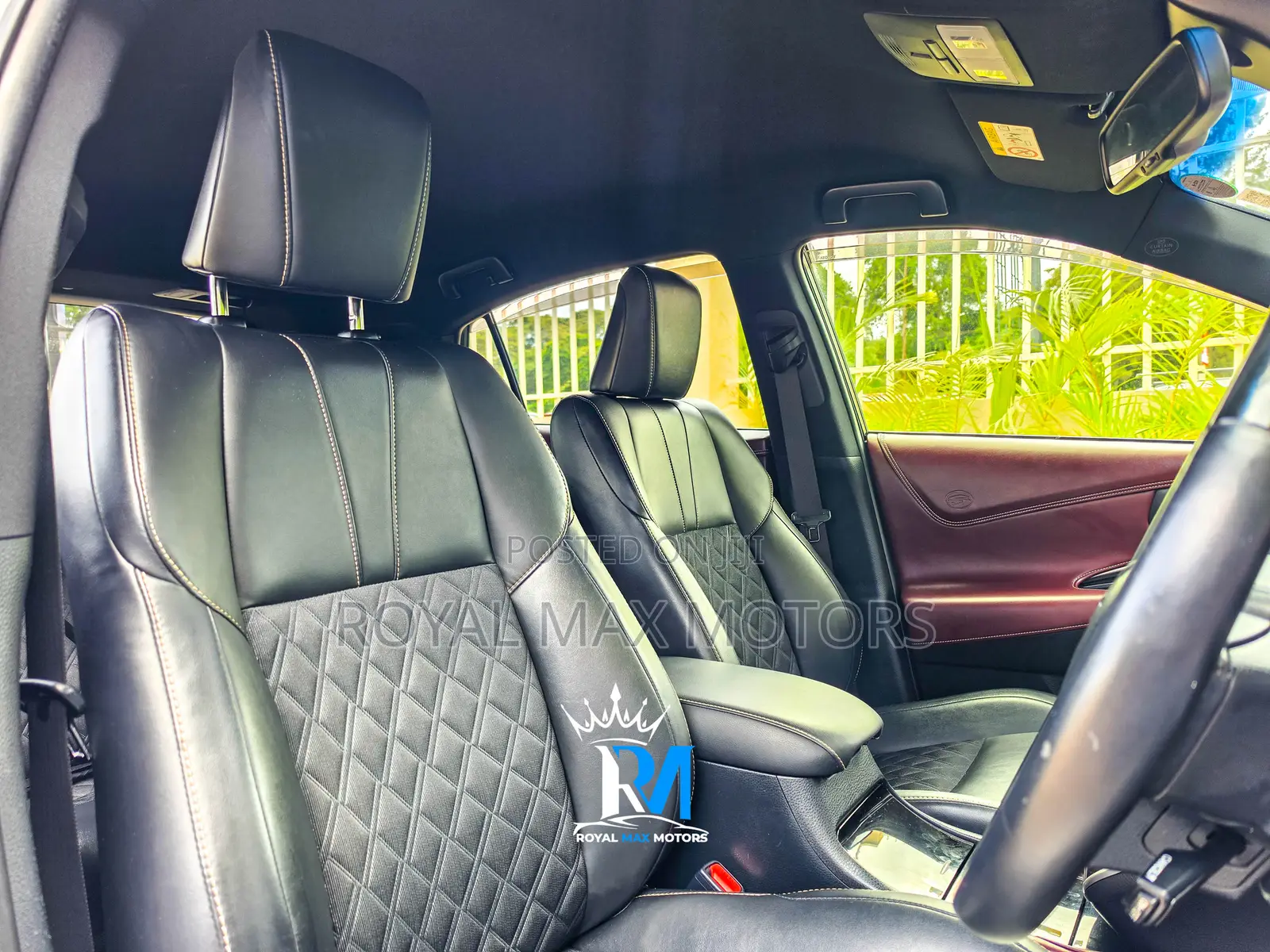 Toyota Harrier 2.5 Hybrid 4WD 2019 White