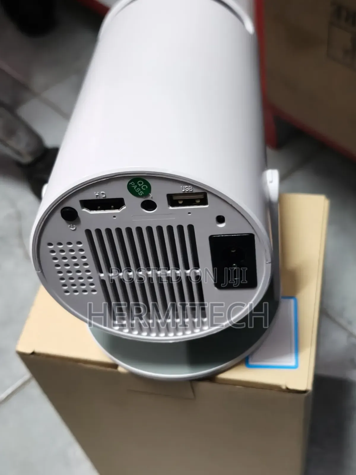 Built-in Media Player Hy300 Projector 16gb,130inch Wifi Bluetooth
