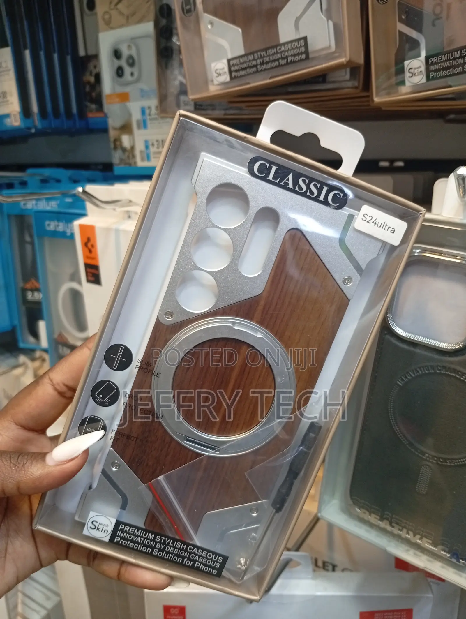 Borderless Magnetic Cover for the Samsung Galaxy S24 Ultra
