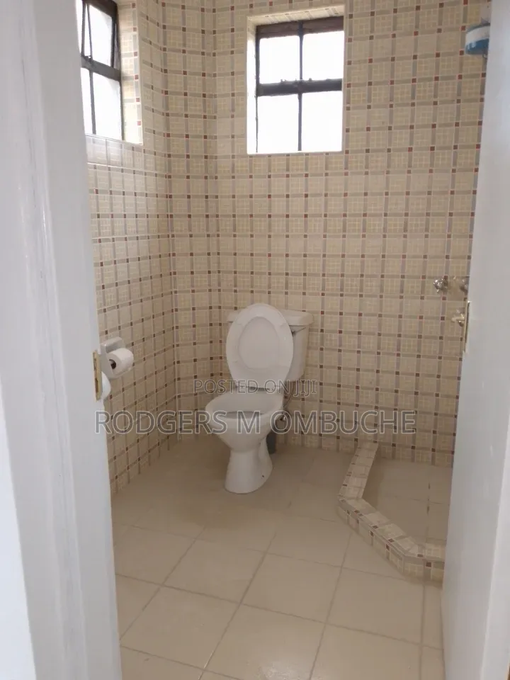 3bdrm Apartment in State House Area for rent