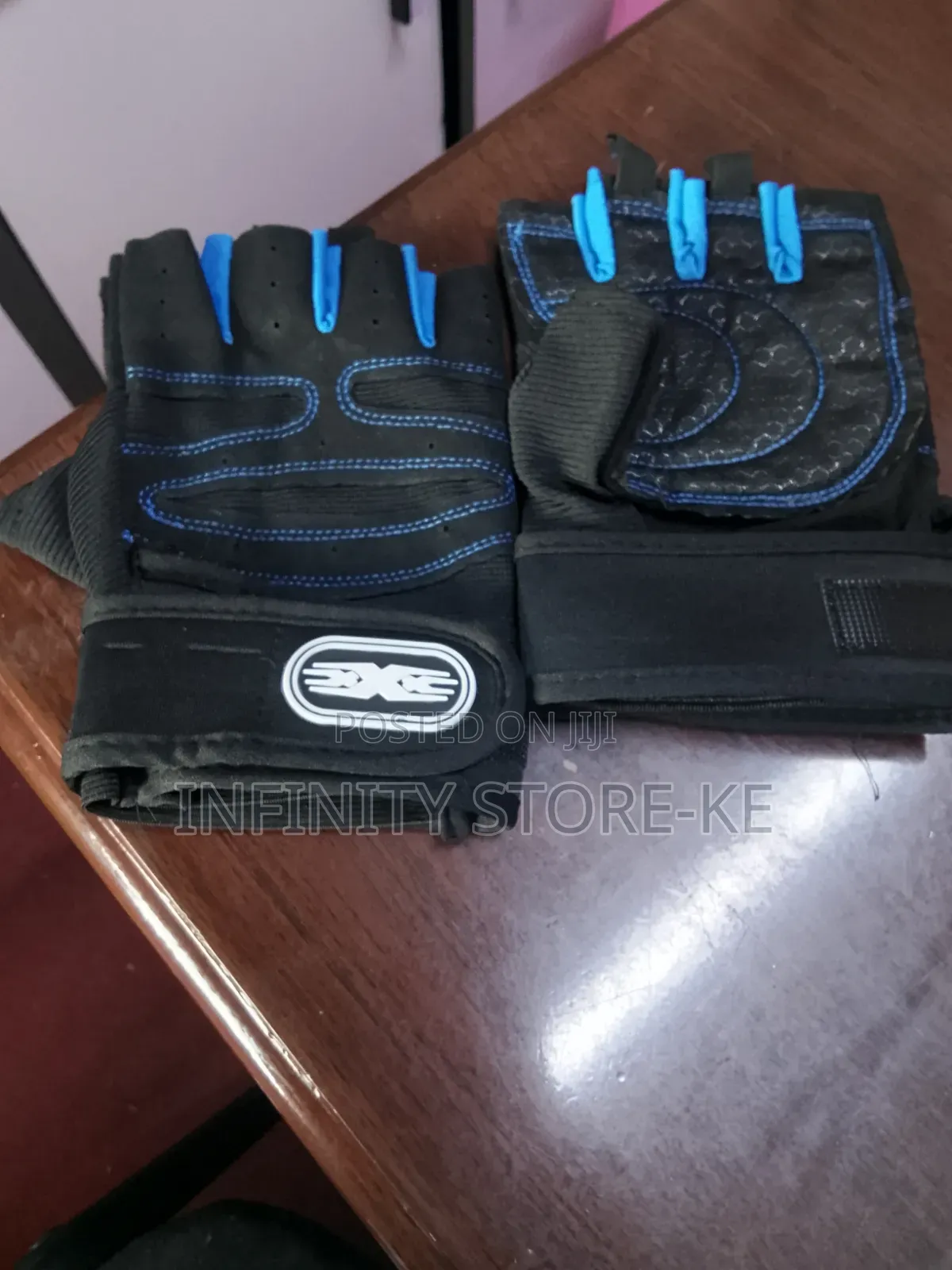 Unisex Gym Gloves