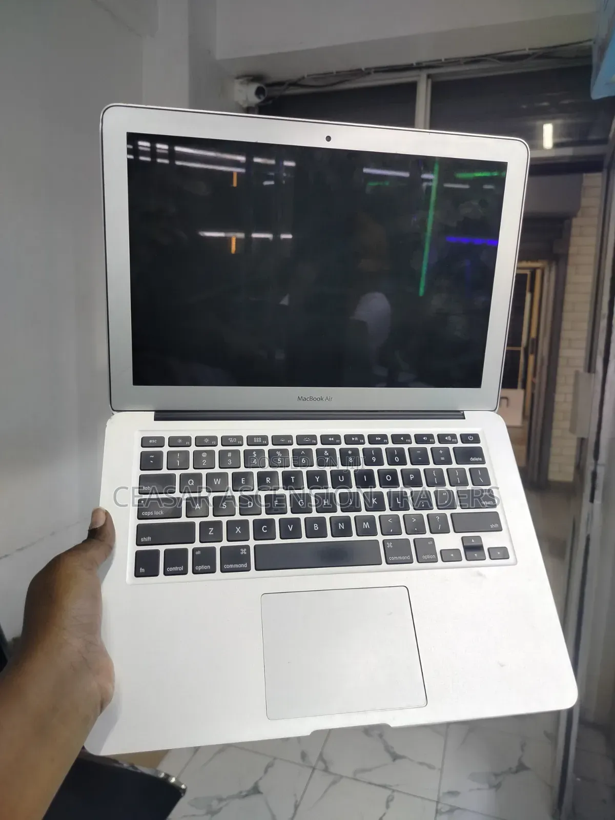 Laptop Apple MacBook Air 2011 4GB Intel Core i5 SSD 128GB