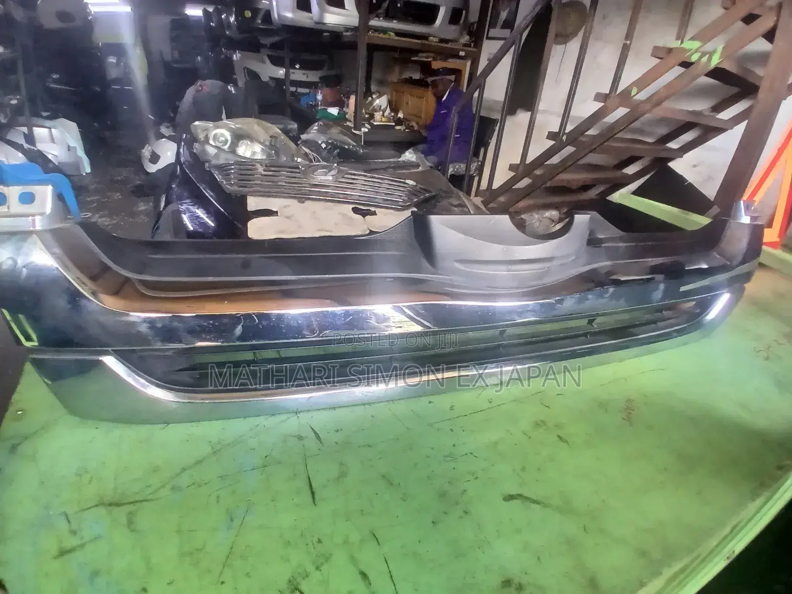Toyota Hiace 7l Front Grille Original Ex-Japan