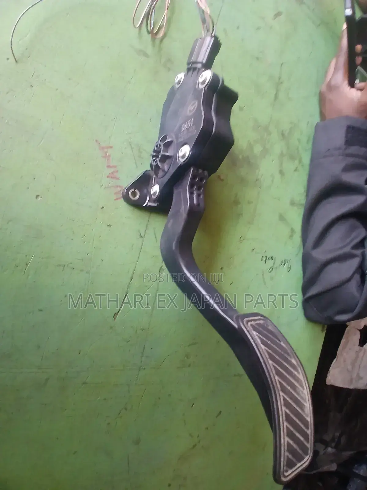 Mazda Demio 2007–2015 Accelerator Pedal D651-41-600a Original Ex-Japan