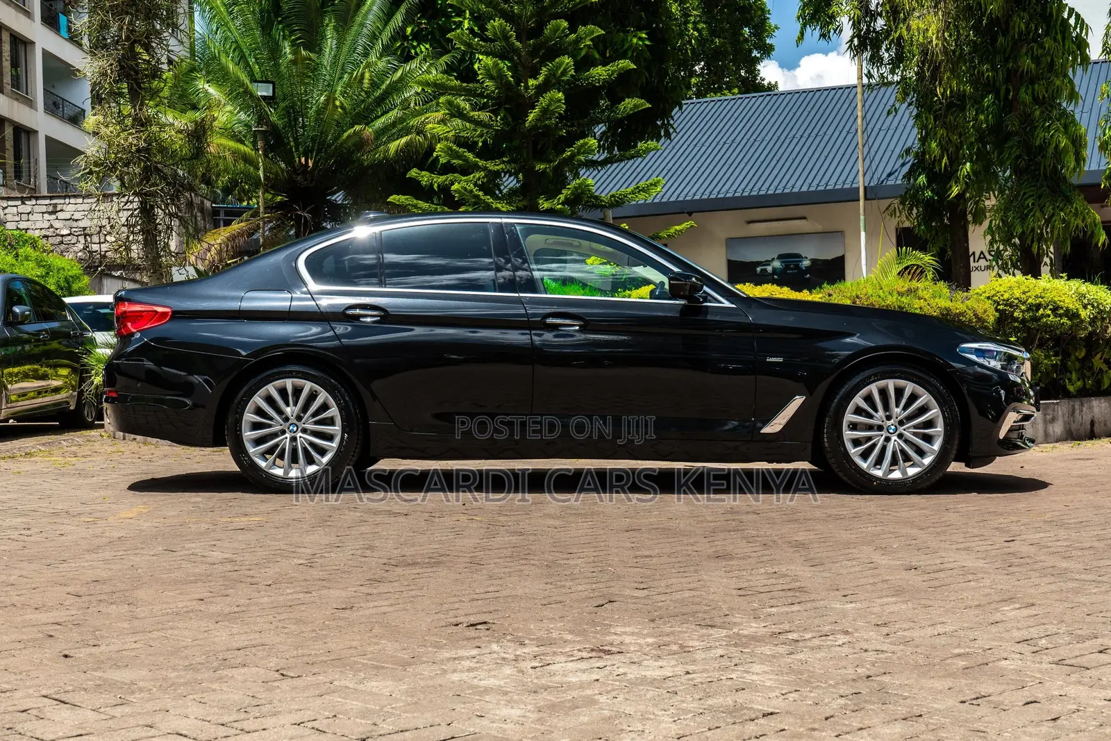 BMW 530i 2018 Black